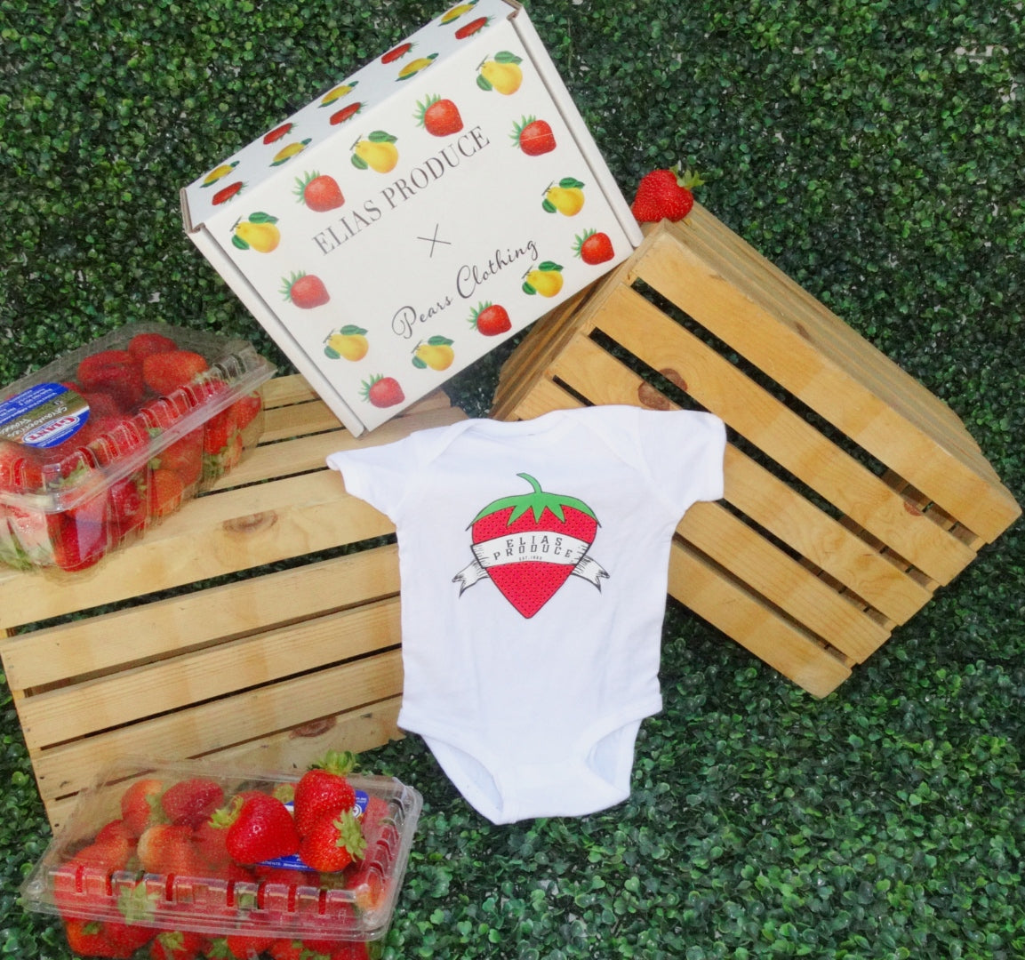 Strawberry Shirt | Party Decoration®